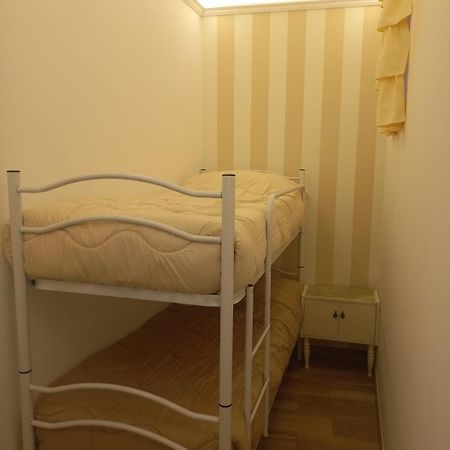Apartamento Le Stanze Del Castello Ascoli Satriano Exterior foto